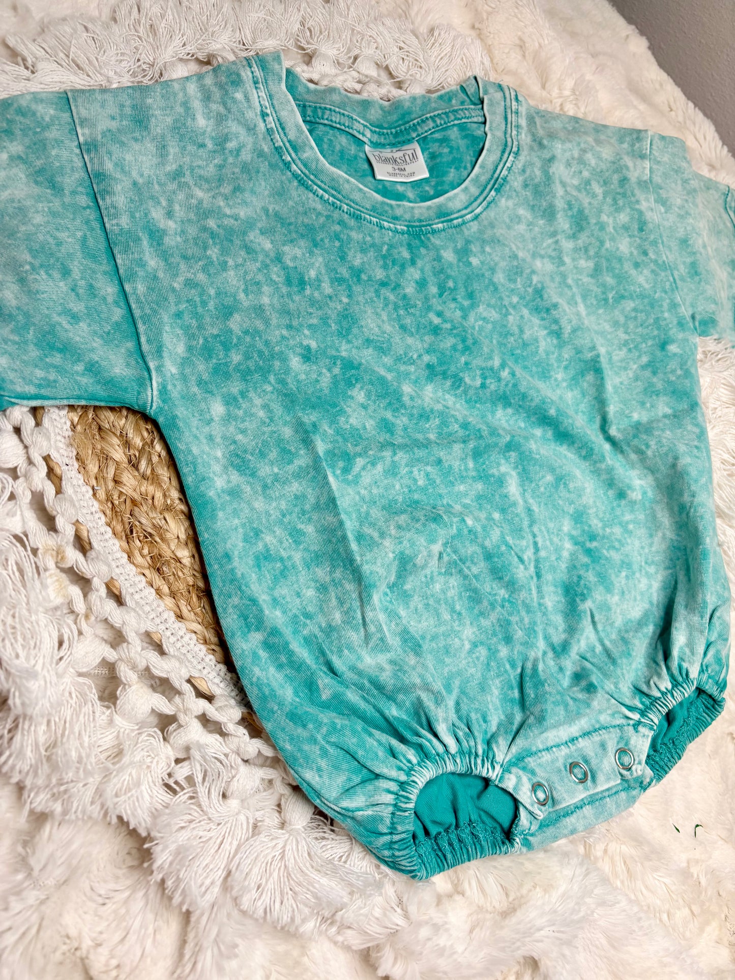 Blue/Green Acid Wash Bubble